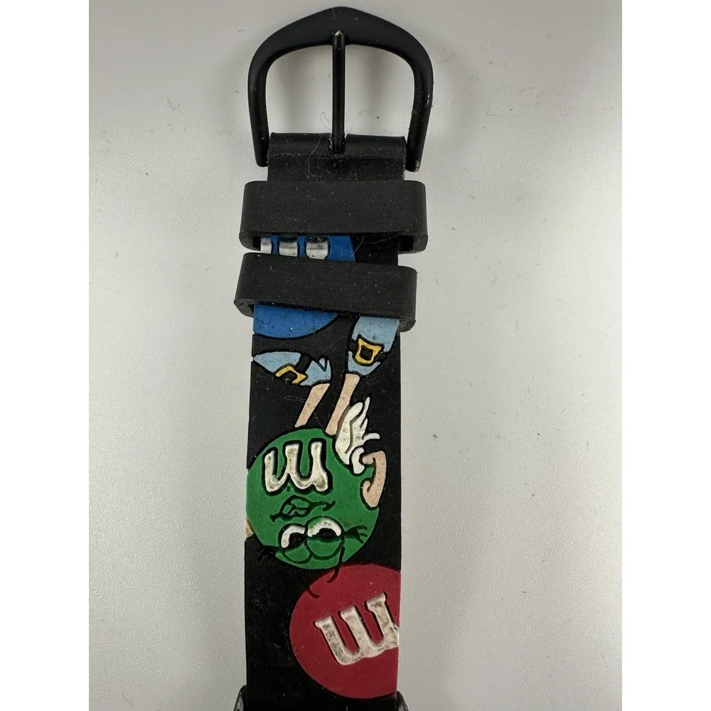 M&M‎ 1998 Rare Watch New Battery 32MM 7.75